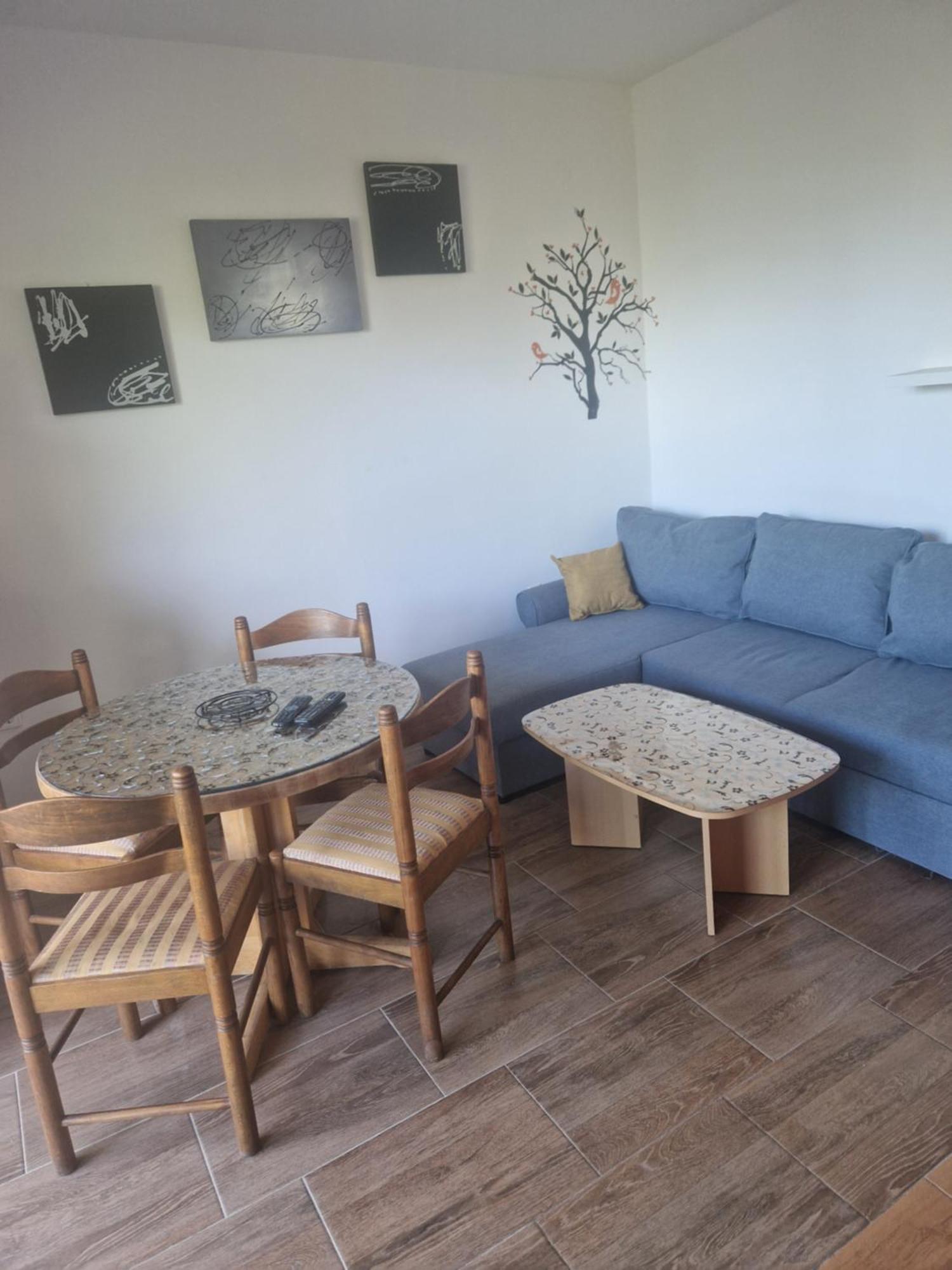 Vera Apartment Kampor Buitenkant foto